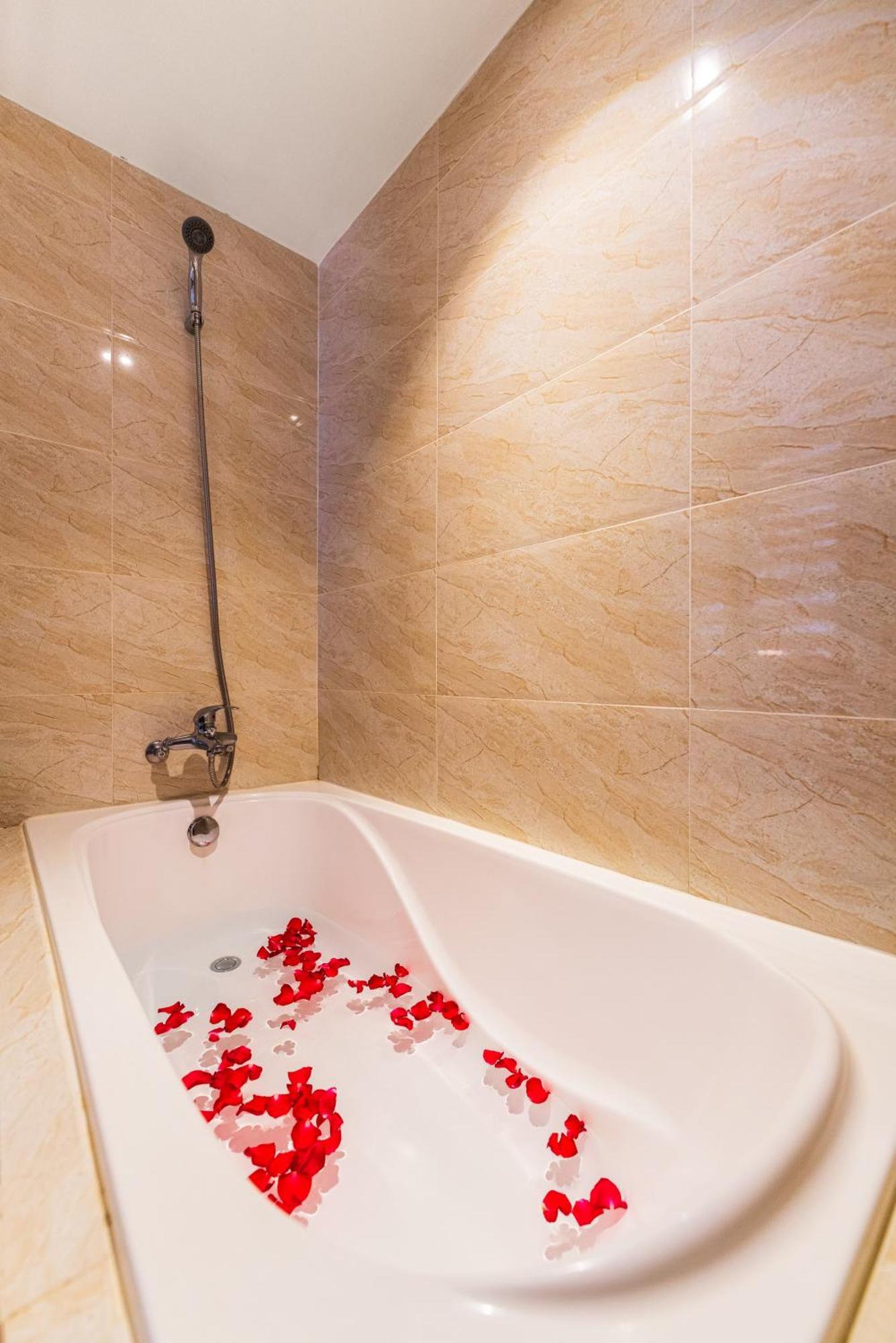 Tran Vien Dong Hotel Nha Trang Esterno foto